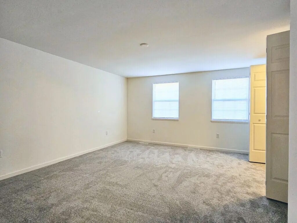 Building Photo - 43 Ramsgate Ln