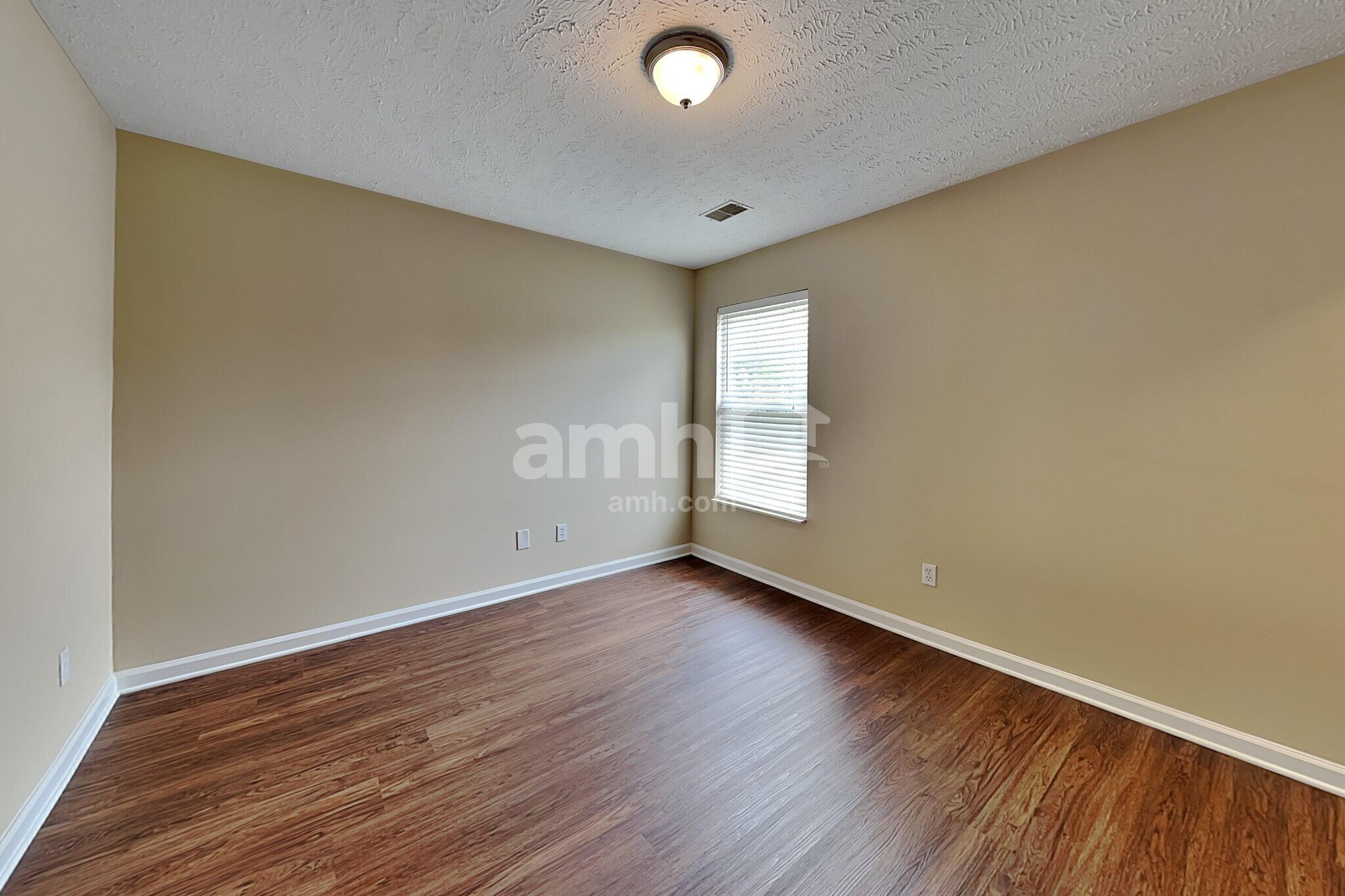 Building Photo - 377 Stewart Springs Dr