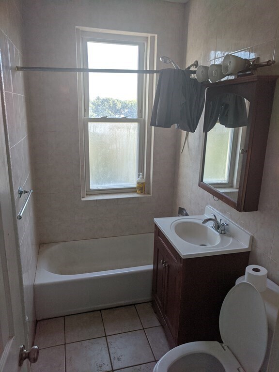 Building Photo - 1691 Commonwealth Ave