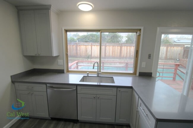 Building Photo - $5095 - COMING SOON! Large spacious updated 4 Bed/2.5 Bath Home With Pool in San Jose