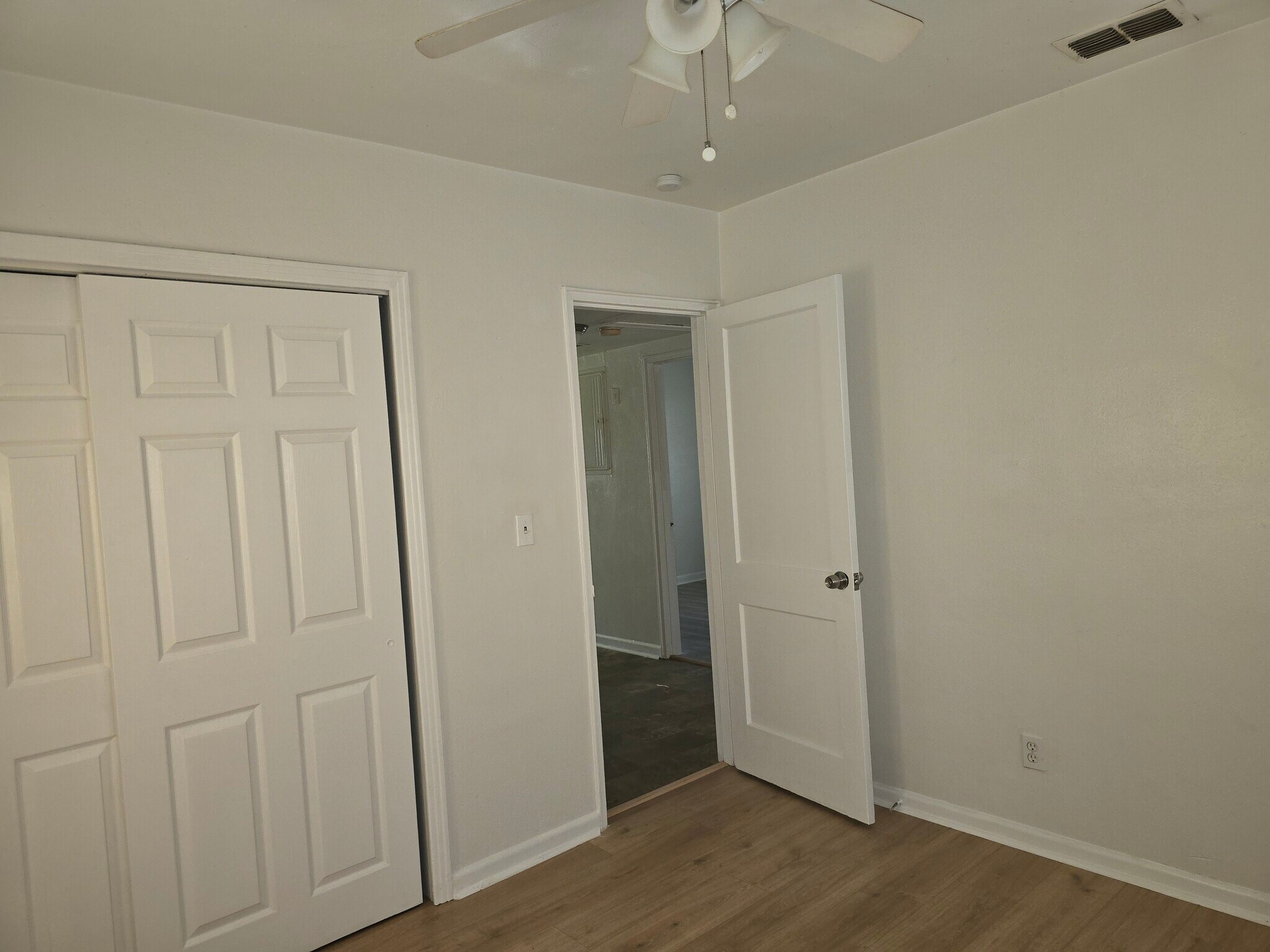Room #3 - 43 W 41st St