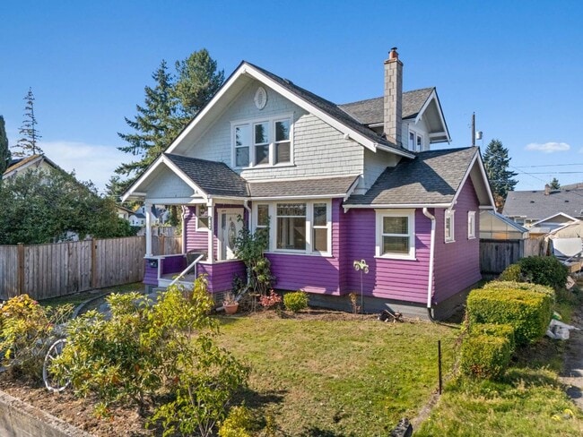 Building Photo - Spacious 3-Bed Tacoma Home w/ Office, A/C,...
