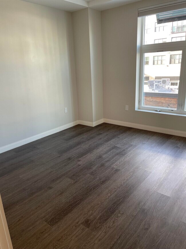 Building Photo - 18 Artisan Dr