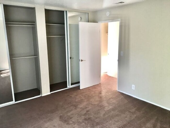 Building Photo - 1 bed 1 bath Condo in Benicia -- COMING SO...