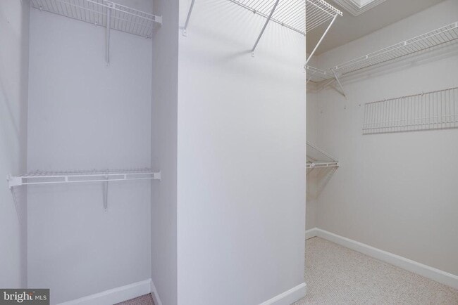 Building Photo - 12691 Heron Ridge Dr