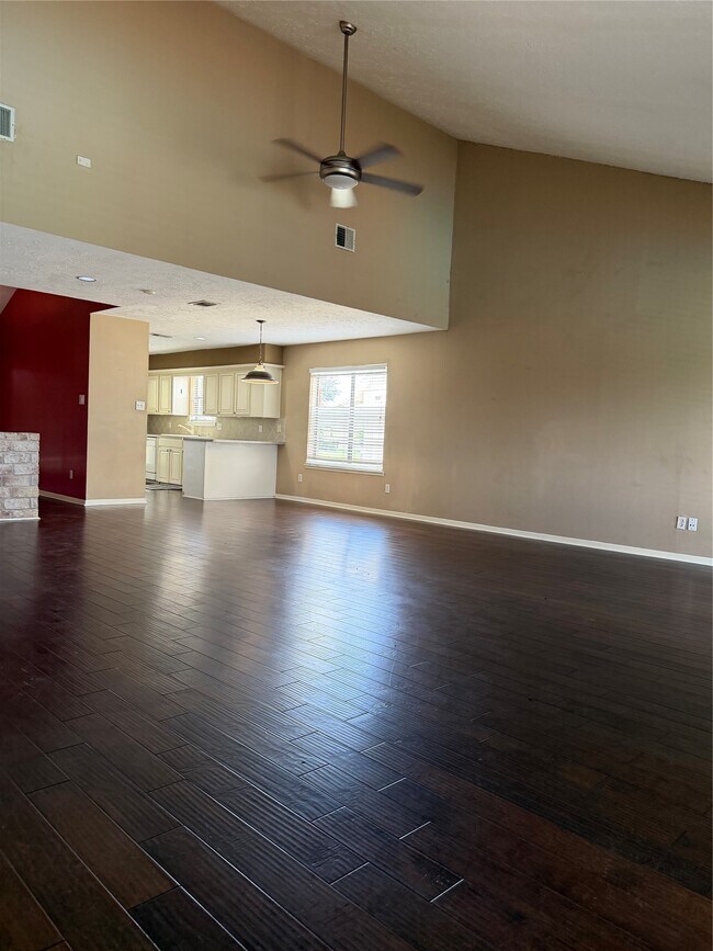 Building Photo - 10102 Sagecourt Dr