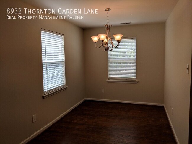 Building Photo - 8932 Thornton Garden Ln