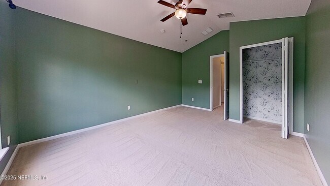 Building Photo - 14482 Falling Waters Dr
