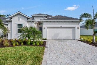Building Photo - Vista at WildBlue ~ Pool Home Ready to Rent
