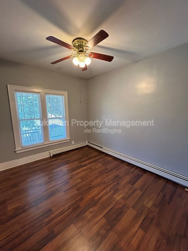 Building Photo - 428 S Westnedge Ave