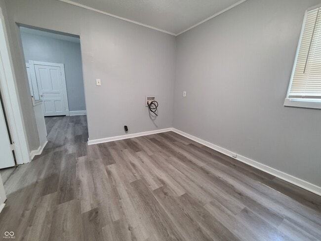Building Photo - 972 N Belleview Pl