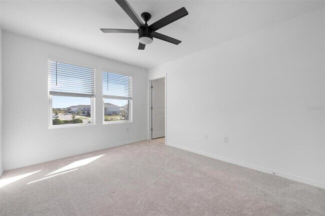 Building Photo - 8565 Daybreak St