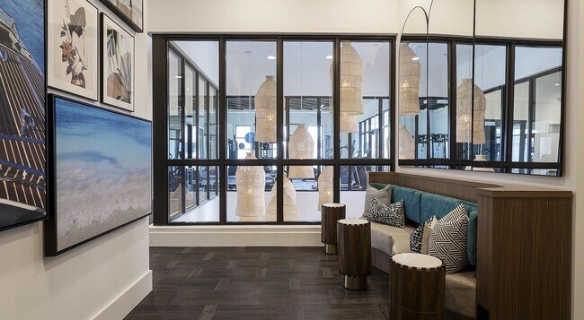 Building Photo - 7301 Lake Bank Lp
