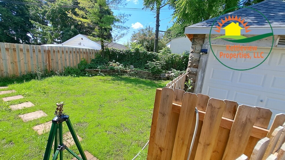 Back Yard - 115 Western Ave