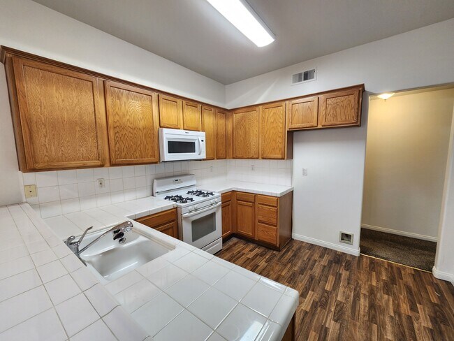 Building Photo - 11710 Walderi St