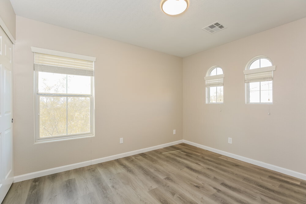 Building Photo - 4786 Cortina Rancho St