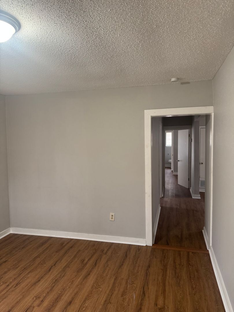 Building Photo - 694 Hamilton St