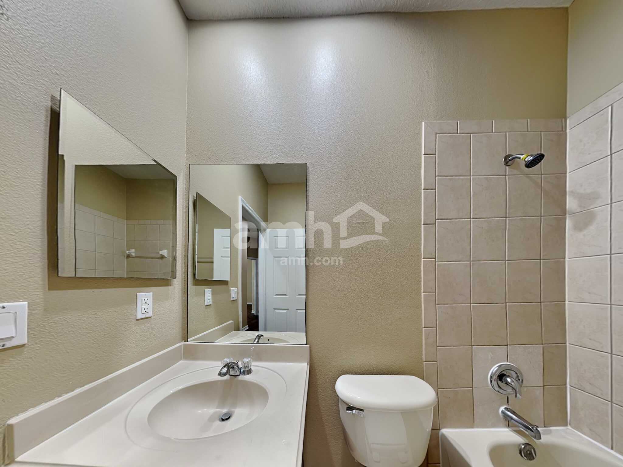 Building Photo - 1714 Cedar Lake Dr