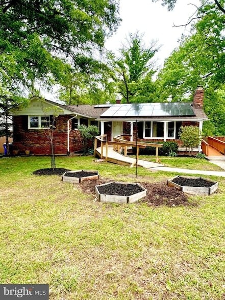 Building Photo - 3535 Duke St