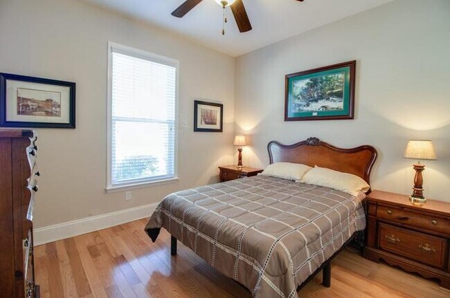 Building Photo - 3653 Velda Oaks Cir