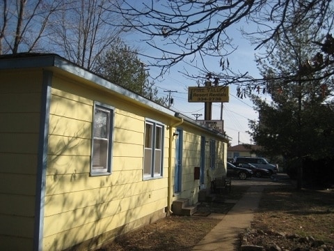Building Photo - 195 Cannon Ball Loop
