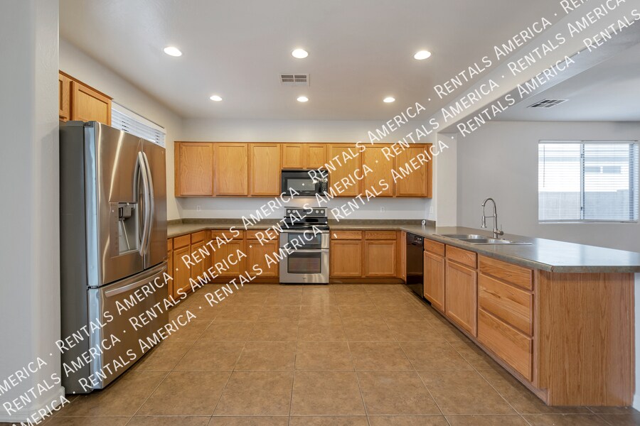 Building Photo - 1278 W Stephanie Ln