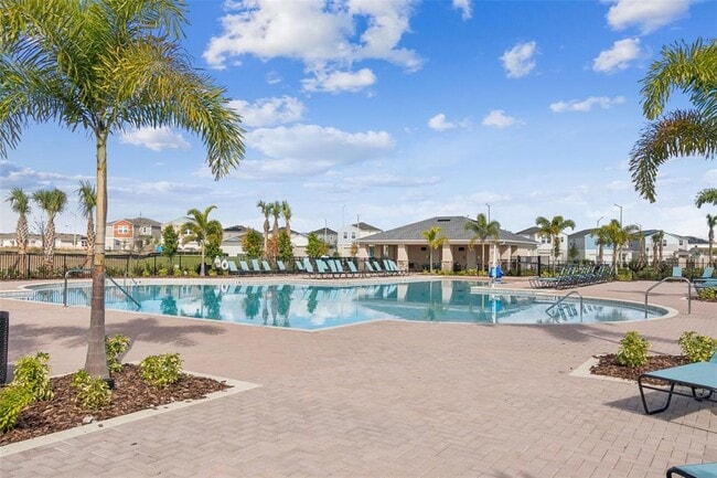 Building Photo - 601 Ambleside Dr