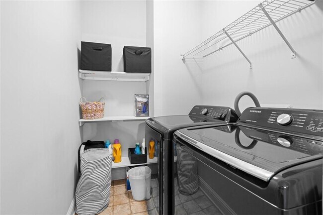 Building Photo - 1286 Creekside Terrace SE