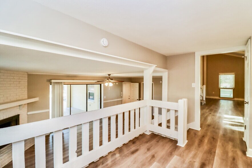 Building Photo - 2971 Longbrooke Way