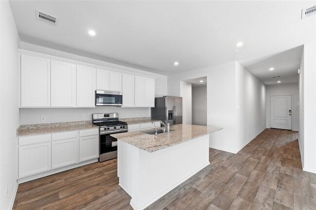 Building Photo - 31323 Heddington Ln