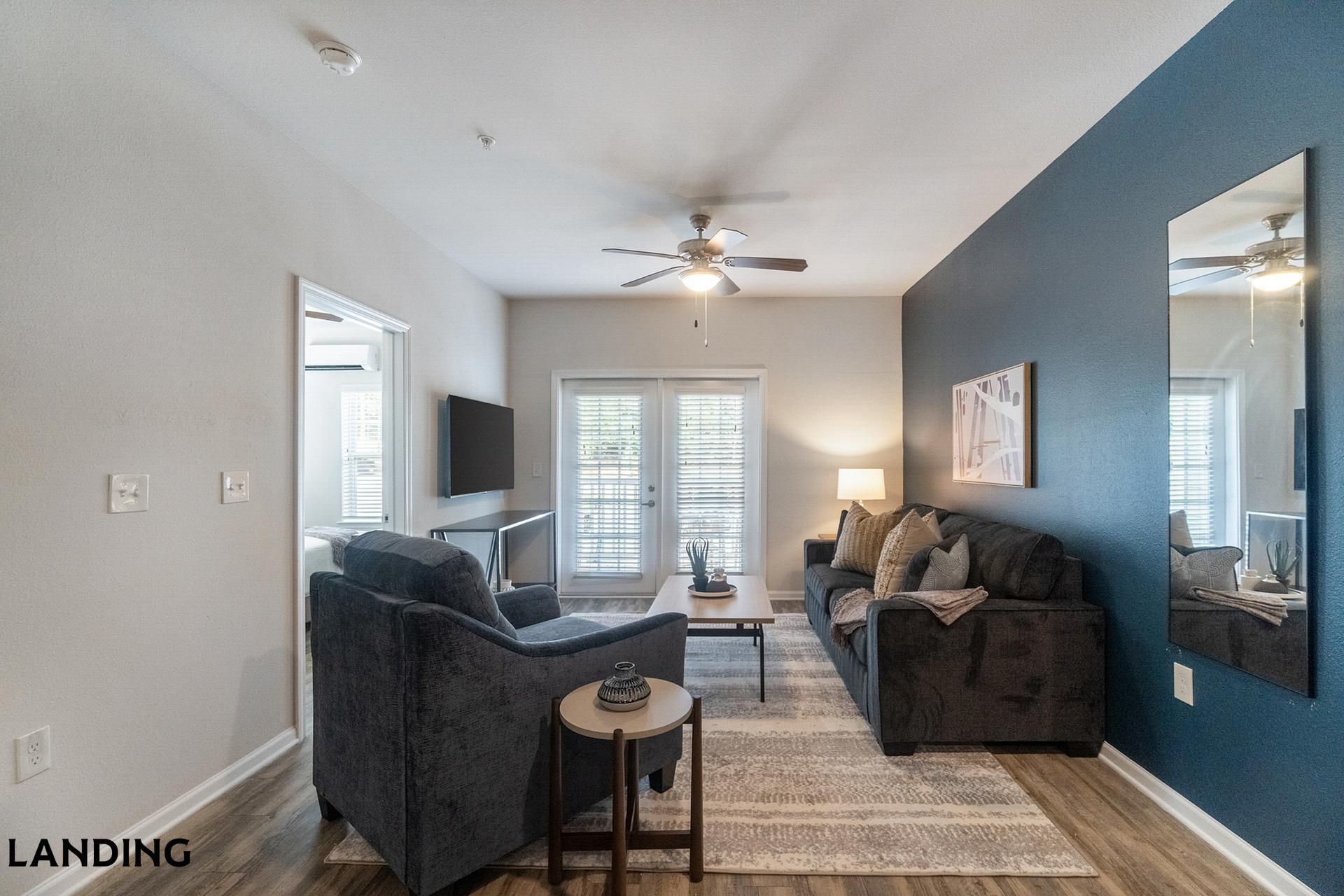 Building Photo - 655 W Mallard Creek Church Rd