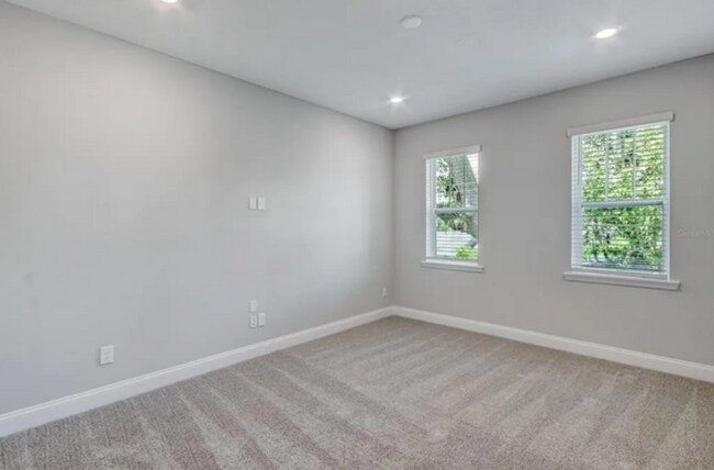 Building Photo - 1745 Hourglass Dr