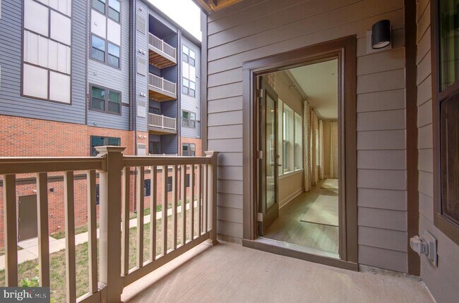 Building Photo - 4395 Peach Lily Ln