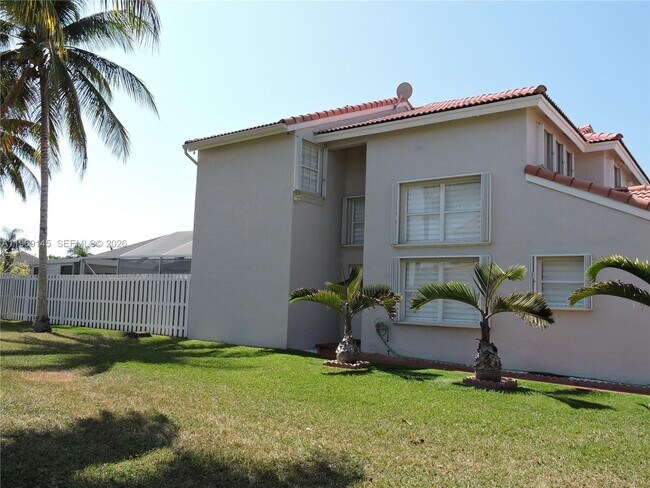 Building Photo - 15220 SW 49th St