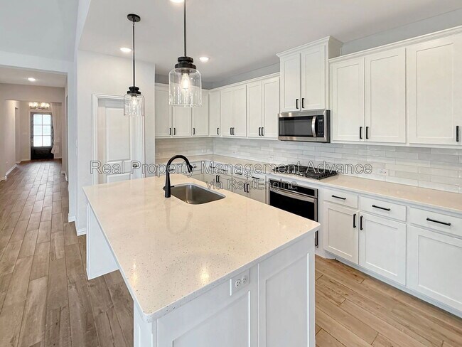 Building Photo - 516 Evergreen Rd