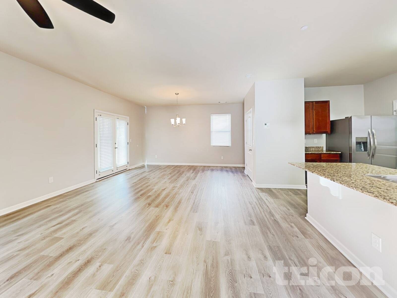 Building Photo - 2878 S Hills