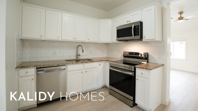 Building Photo - 15 S Walnut St