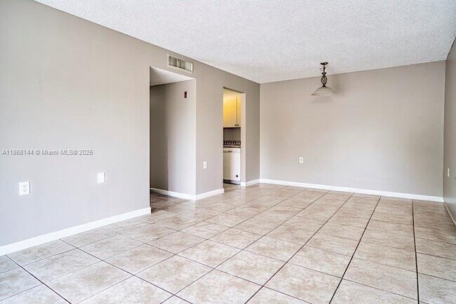 Building Photo - 1139 Lake Terry Dr