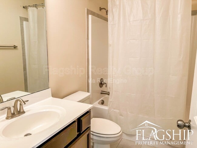 Building Photo - 118 Quail Hollow Dr
