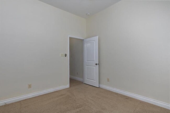 Building Photo - 2735 Rosepoint Ct