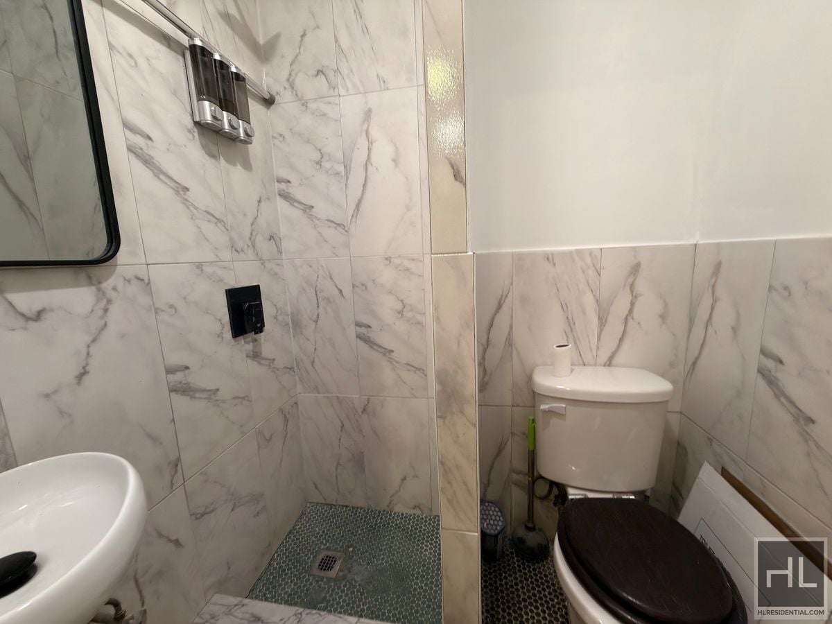 Building Photo - HALSEY STREET