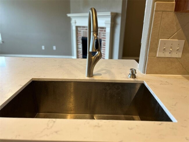 Building Photo - 2439 Marquette Trail