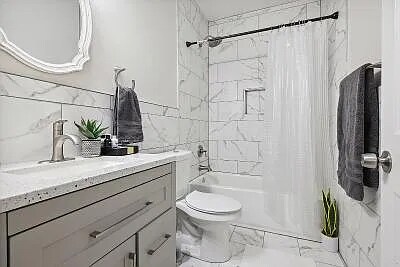 Building Photo - 1332-1334 Tricou St