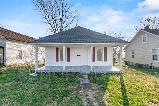 Building Photo - 1216 N Spanish St