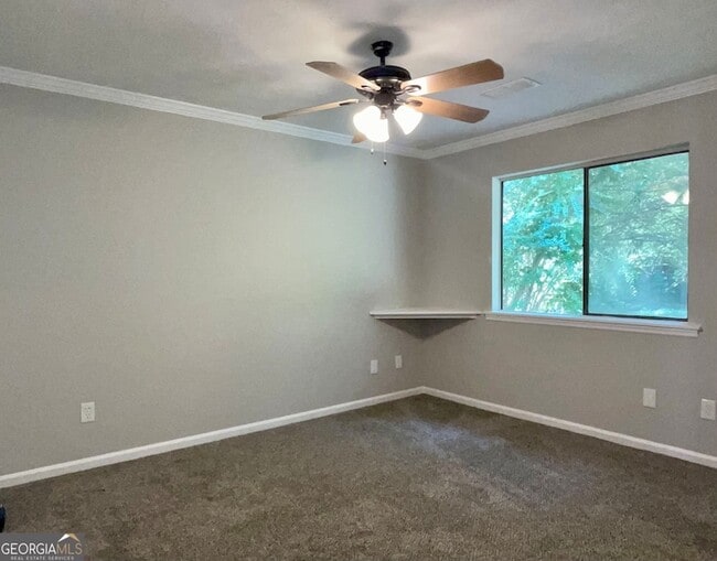 Building Photo - 8759 Embrey Dr