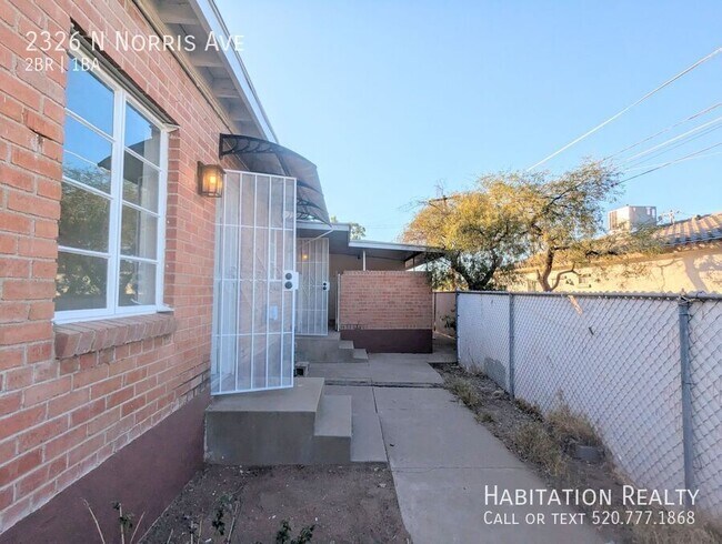 Building Photo - 2326 N Norris Ave