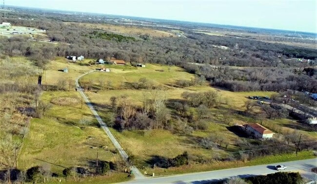 Building Photo - 5001 Blue Bluff Rd