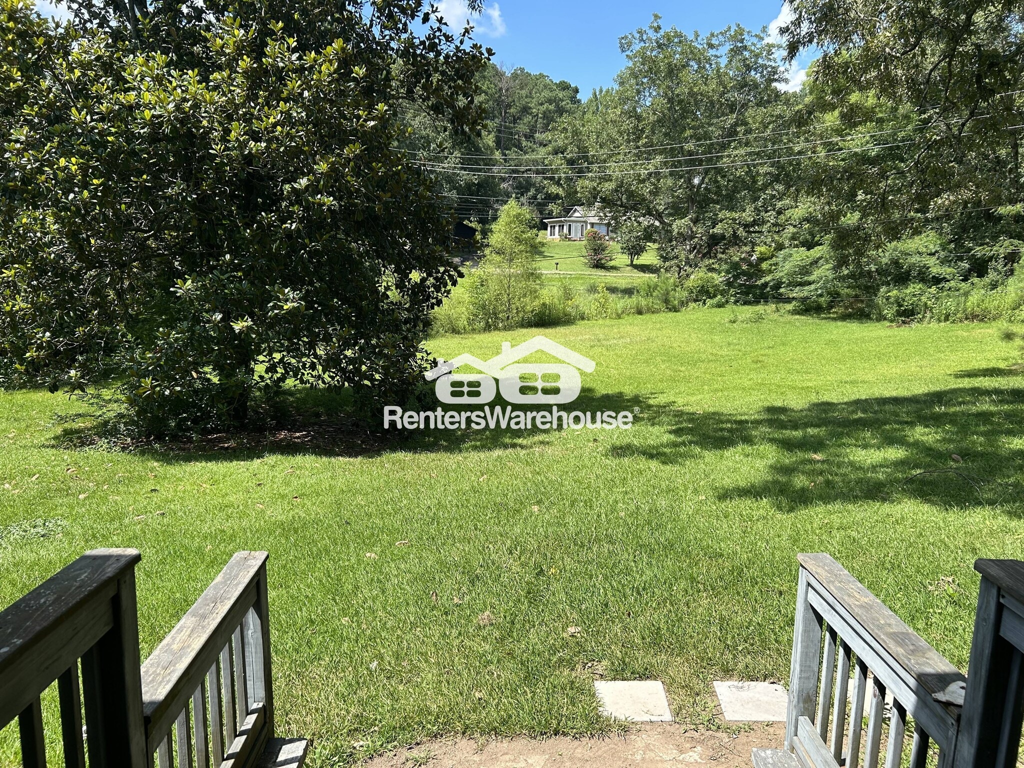 Building Photo - 221 Virginia Dr