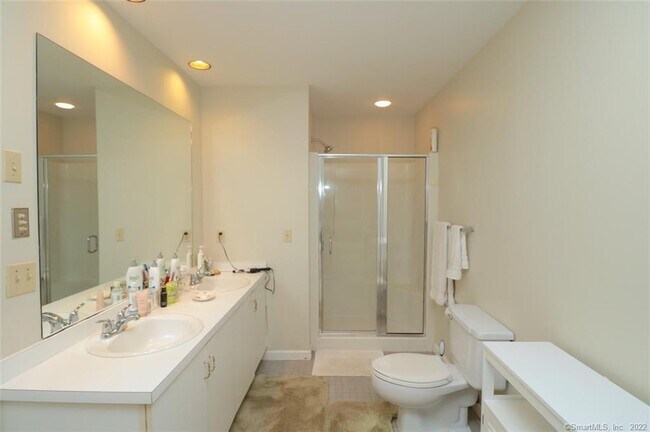 Building Photo - 511 Scofieldtown Rd