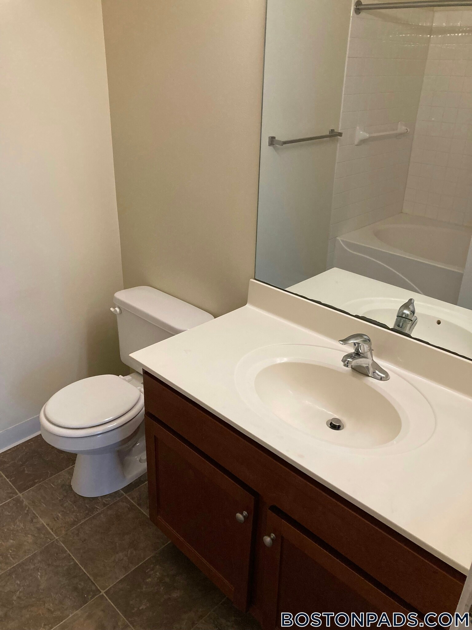 Building Photo - 311 Lowell St